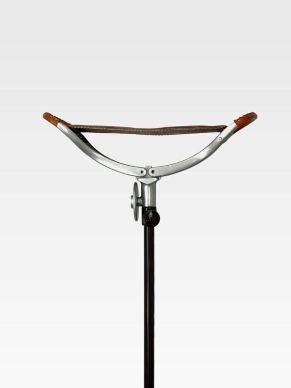 IMG_7216_final Beckenham Ascot Brown Leather Height-Adjustable shooting stick with rubber Ferrule